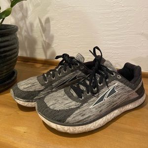 Size 8 Altra Escalante